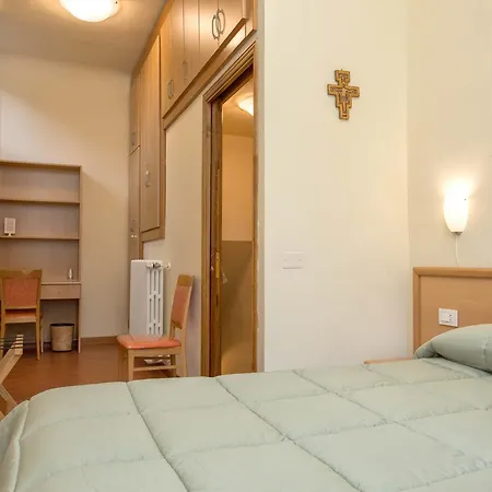 Casa Betania Casa Per Ferie בית הארחה 2*
