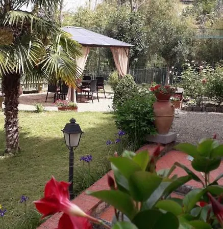בית הארחה Casa Betania Casa Per Ferie פירנצה